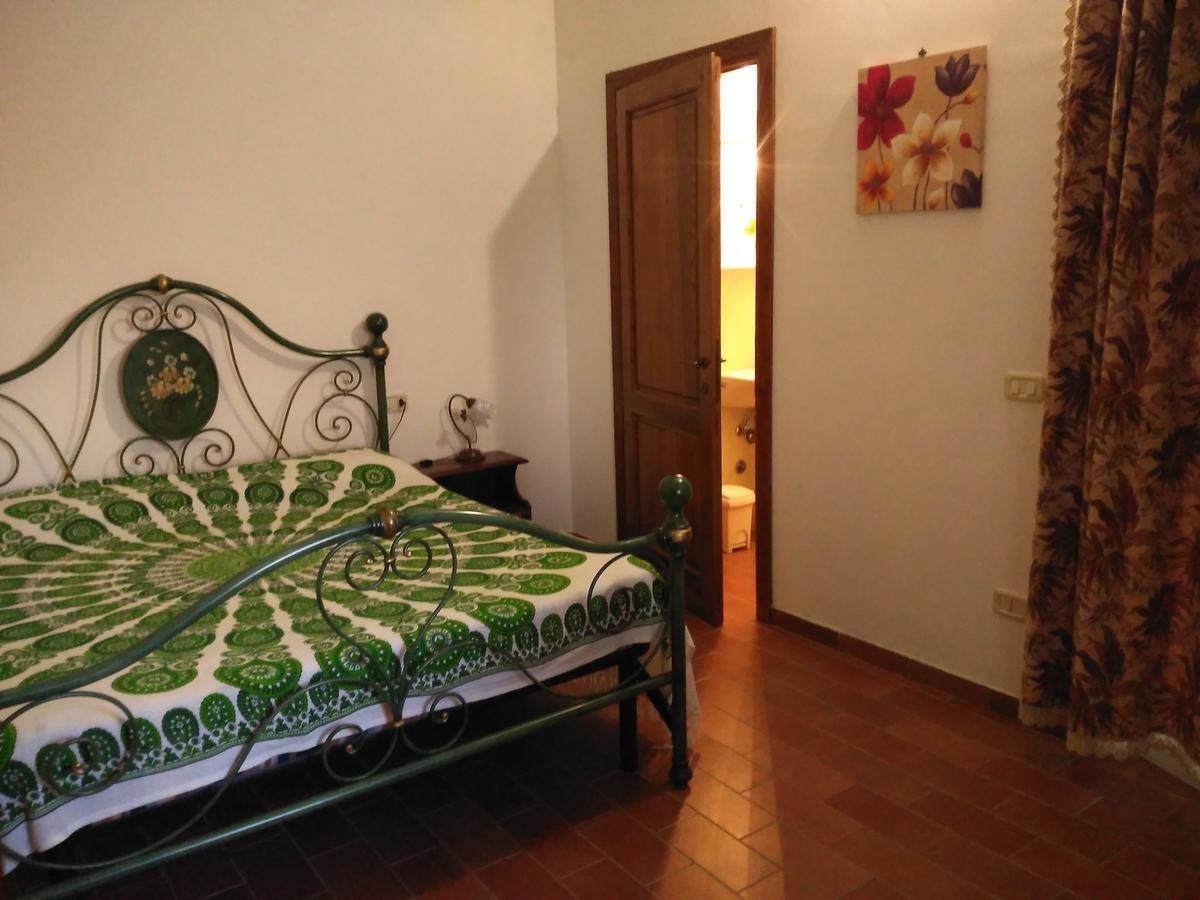 Agriturismo Uliveto Gretacci モンテメラノ エクステリア 写真