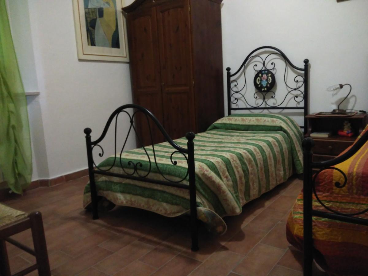 Agriturismo Uliveto Gretacci モンテメラノ エクステリア 写真